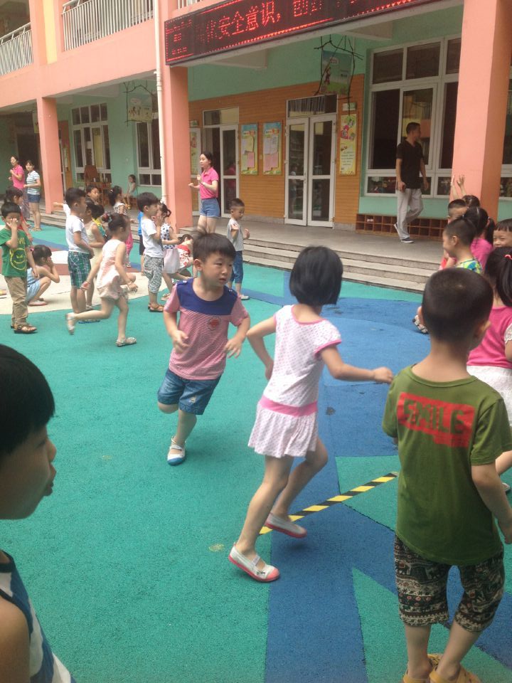 幼儿园中班生活