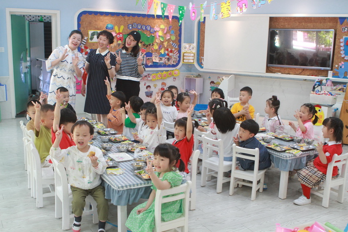 2.聚餐 (4).JPG